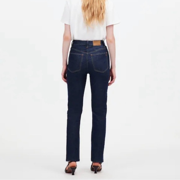 Madewell The '90s Straight Jean - Picture 5 of 7